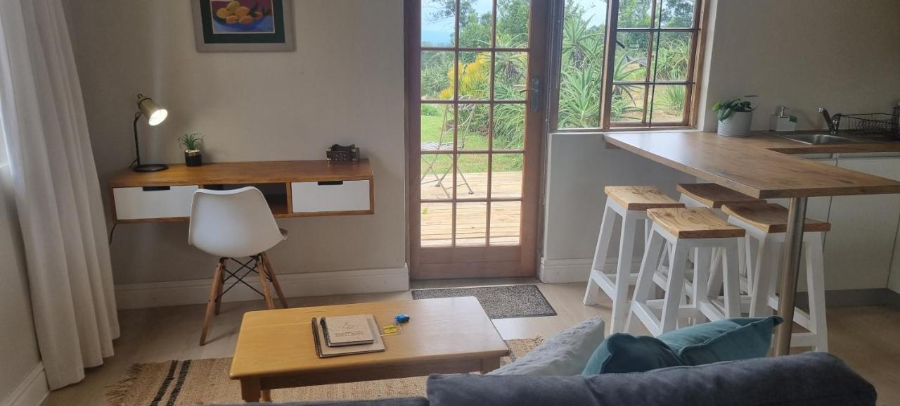 Upmarket Off Grid Cottage On Organic Farm In Secure Estate 호윅 외부 사진